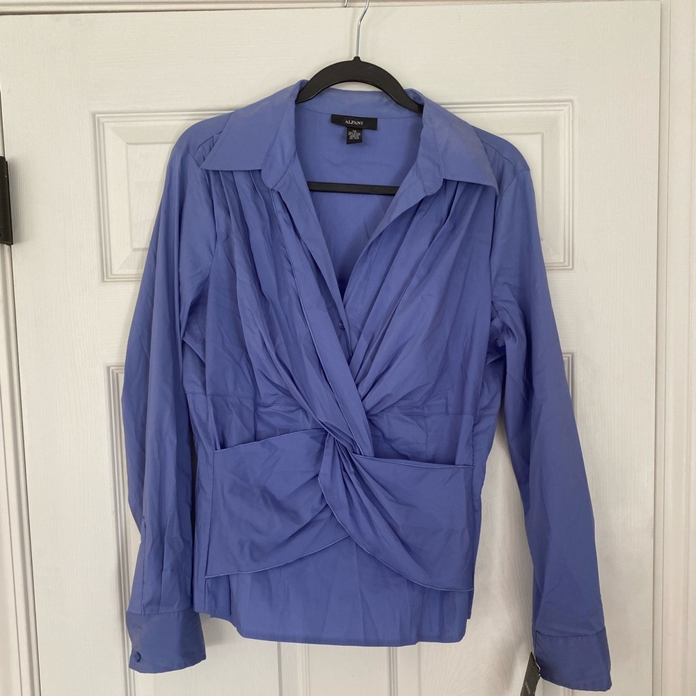NWT Women's Alfani dress shirt